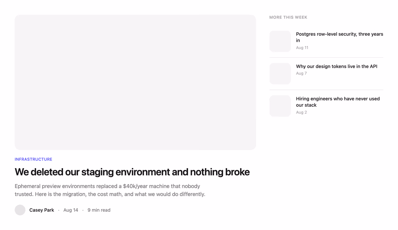 Featured post with side list — Tailwind CSS Blog / Content layout preview